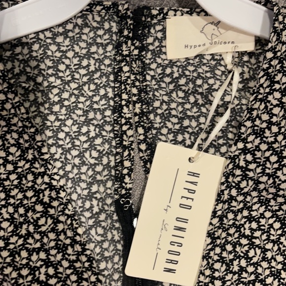 Dress - Picture 3 of 8